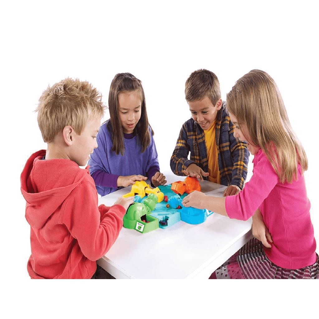 Goliath Domino Clásico De Viaje – 28 Fichas De Puntos De Colores En Caja Metálica, Juego De Mesa Para 1-5 Jugadores, A Partir De 5 Años