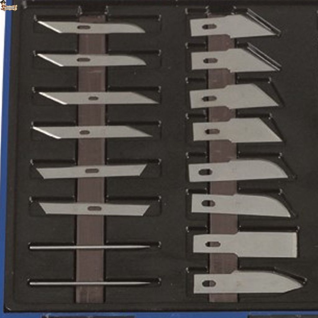 Set cutter y cuchillas de precisión. Kit de 51 piezas en maletín. Esca –